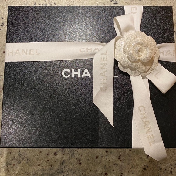 SOLD ON VESTIAIRE!! Chanel dad sandals - Picture 5 of 6